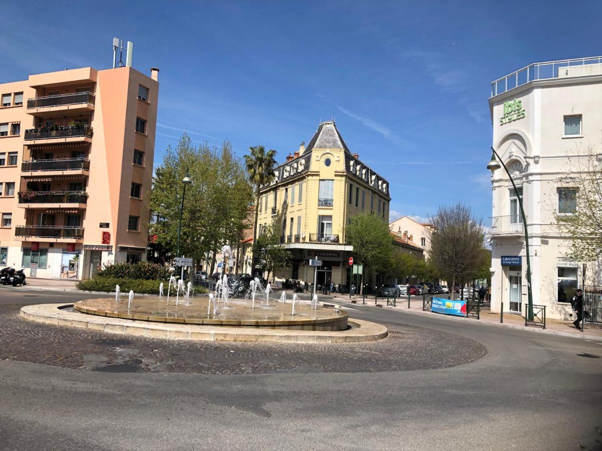 Appartement A la Gare ! T2 Hyères Extérieur photo